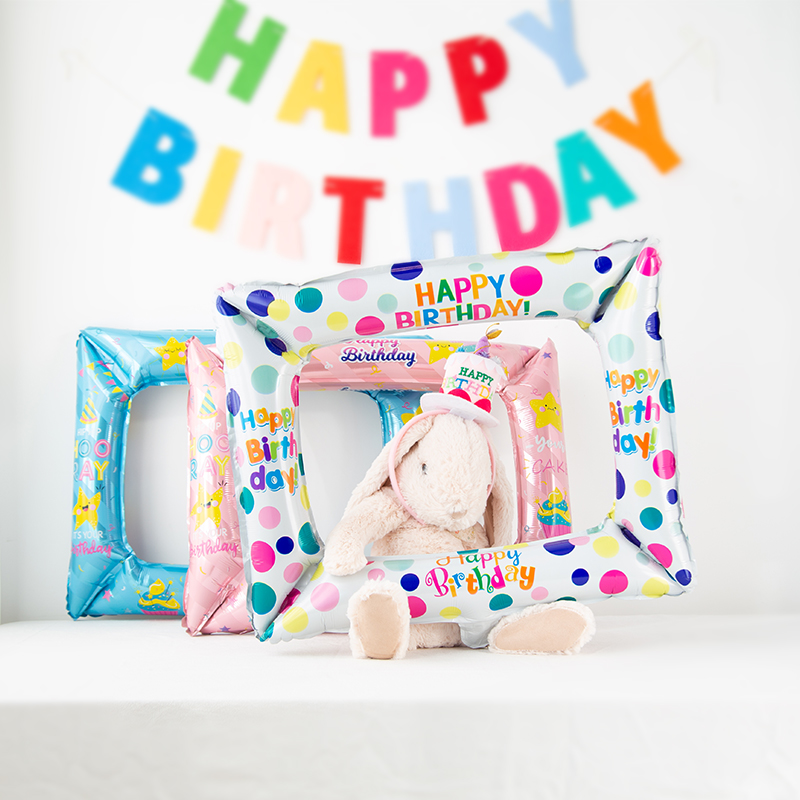 フォトフレーム風船子供のハッピーバースデーパーティーの装飾屋 - Photo Booth Frame のレビューと価格