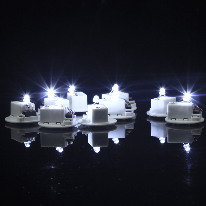 風船の形をしたミニLEDバルーンランプ,50個,装飾的な室内 - Led Balloon Light のレビューと価格